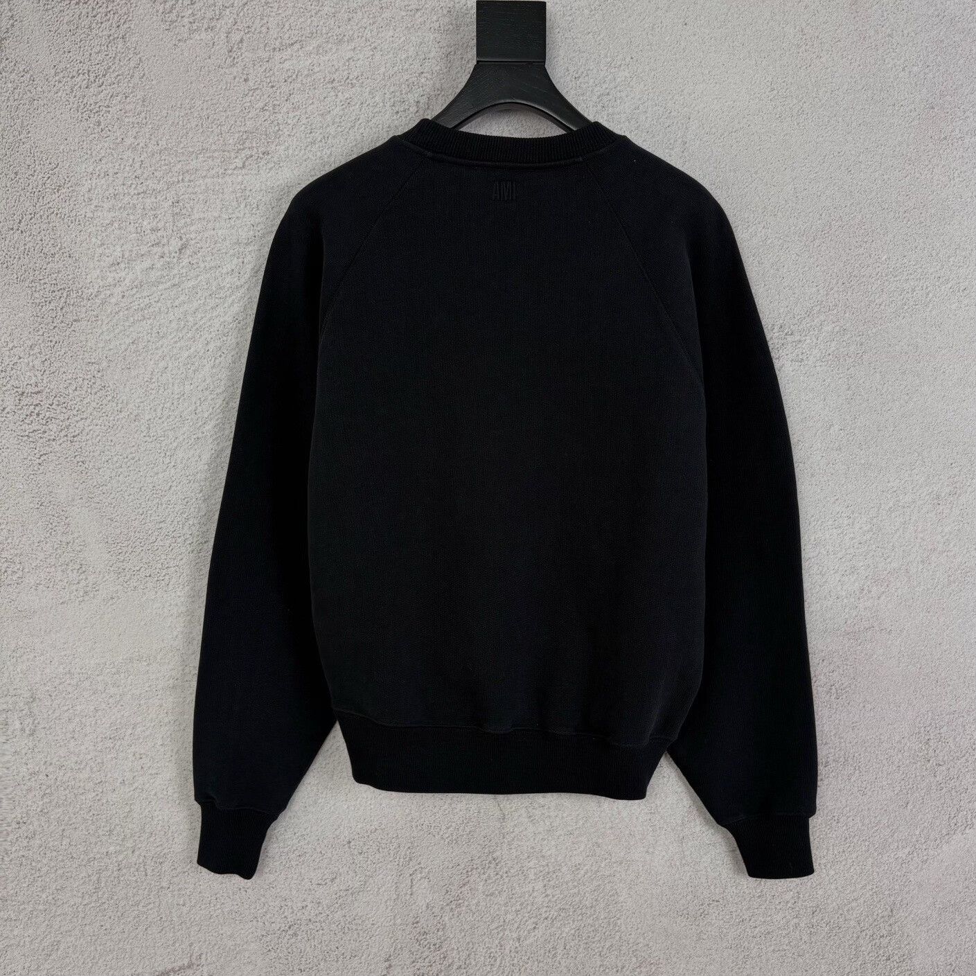 Other AMI Small Heart Embroidered Round-Neck Sweatshirt, Black| Size S / US 4 / IT 40 - 2 Thumbnail
