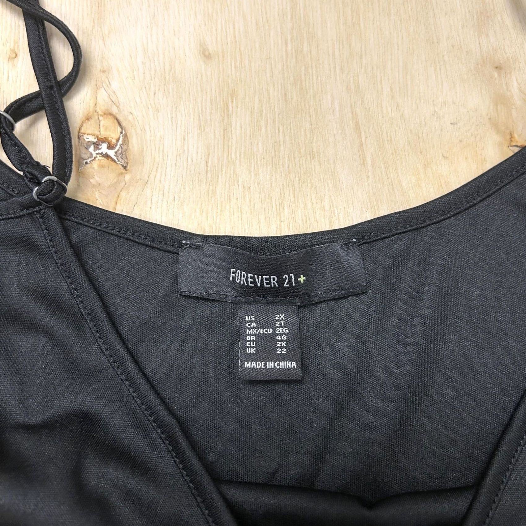 Forever 21 Forever 21 Slip Womens 2X Black Full Plus Adjustable Strap Jersey Lingerie Size XXL / US 16-18 / IT 52-54 - 2 Thumbnail