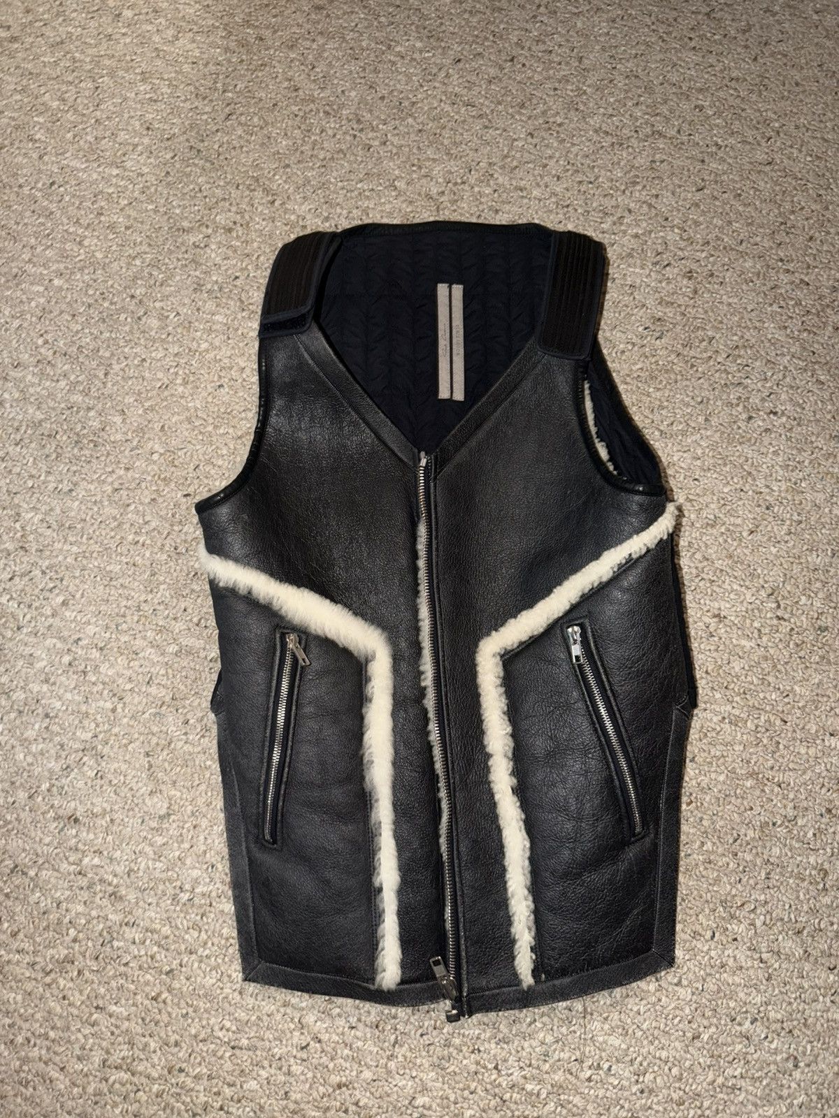 Rick Owens F/W 14 "MOODY" Runway Shearling Leather Vest Rick Owens S Size US S / EU 44-46 / 1 - 14 Thumbnail