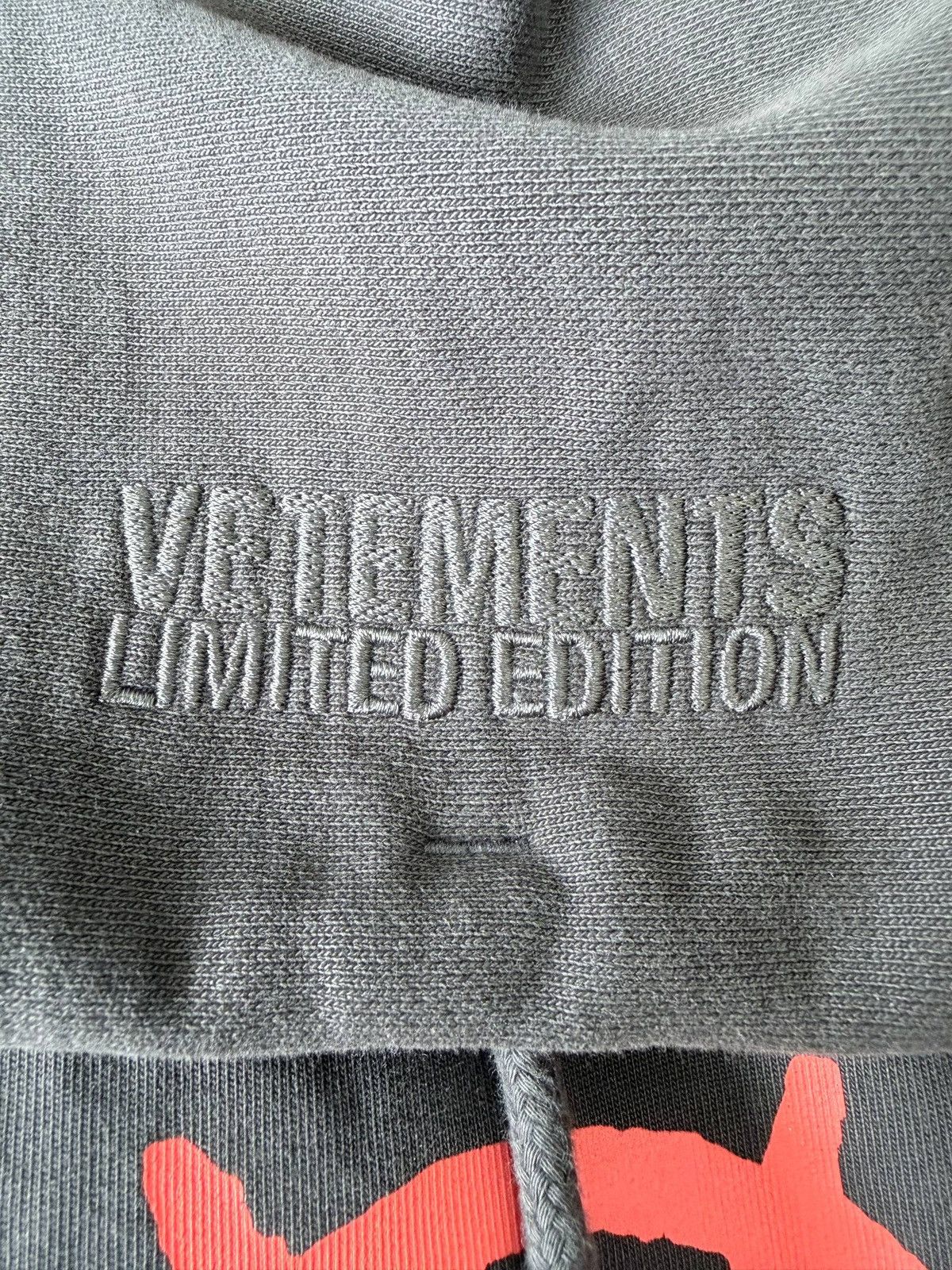 Vetements VETEMENTS Metal Patch hoodie FW21 Size US S / EU 44-46 / 1 - 4 Thumbnail