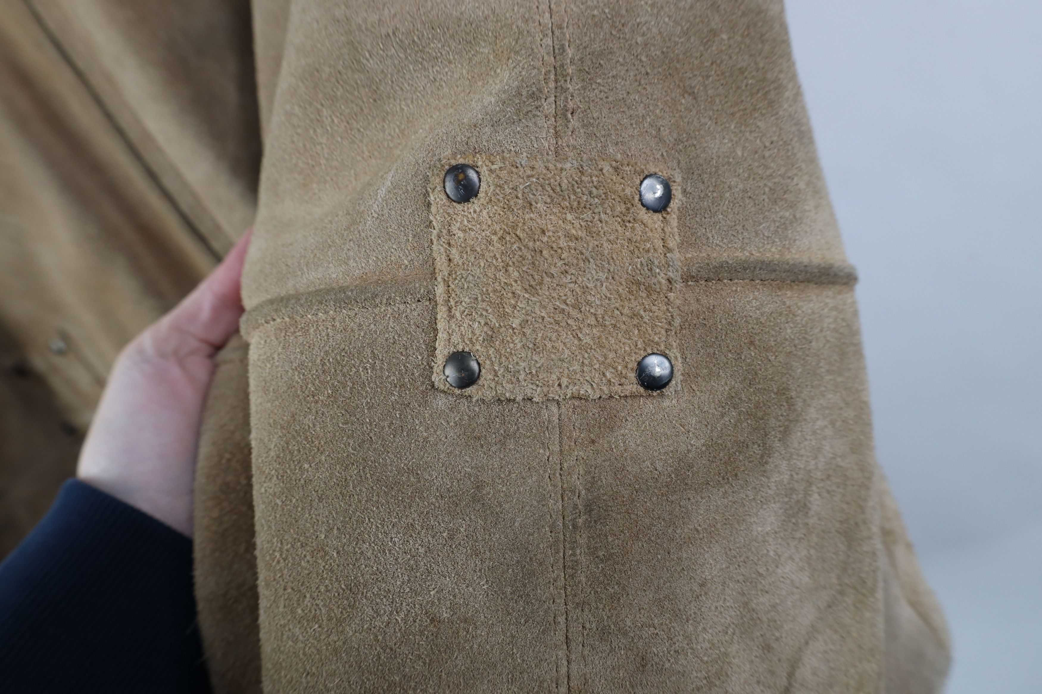 Vintage Vintage 70s Fleece Lined Suede Leather Bomber Jacket Beige Size US XXL / EU 58 / 5 - 7 Thumbnail