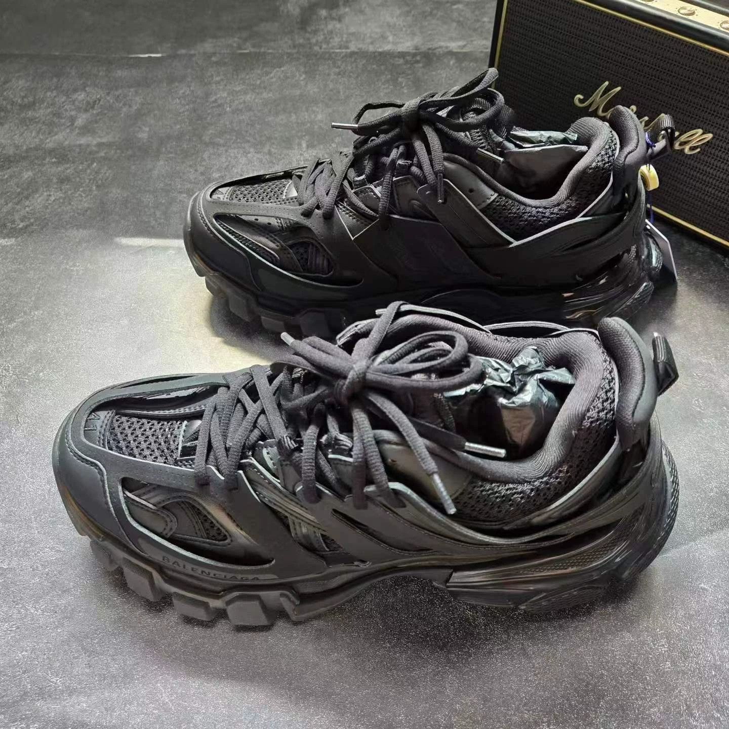 Balenciaga Balenciaga Track in Black - Size 41 | Grailed