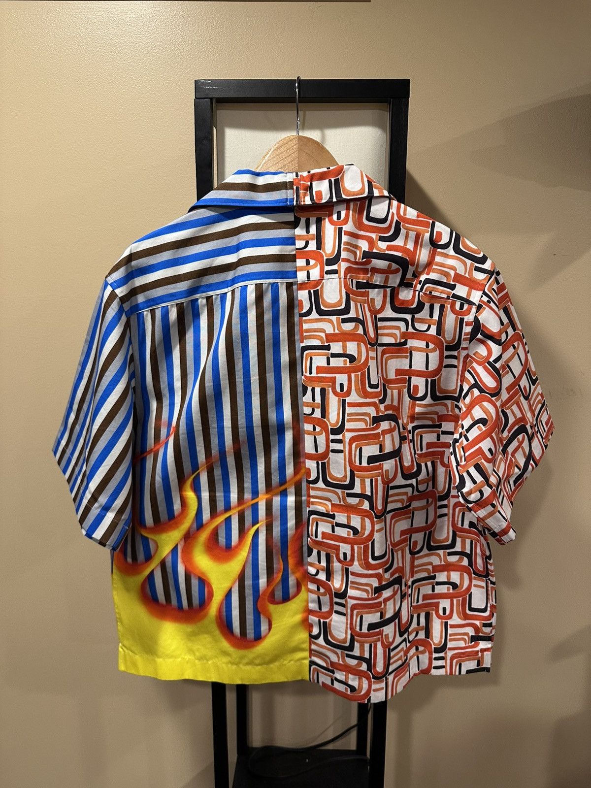 Prada Prada Double Match FW18 Flame / Striped Bowling Shirt Size US L / EU 52-54 / 3 - 2 Thumbnail