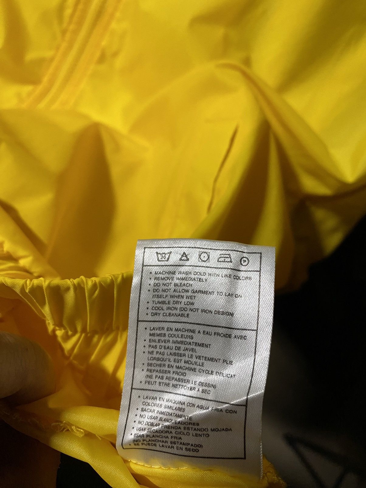 Nike 90’s Vintage Nike Yellow windbreaker Jacket Medium Size US M / EU 48-50 / 2 - 9 Thumbnail