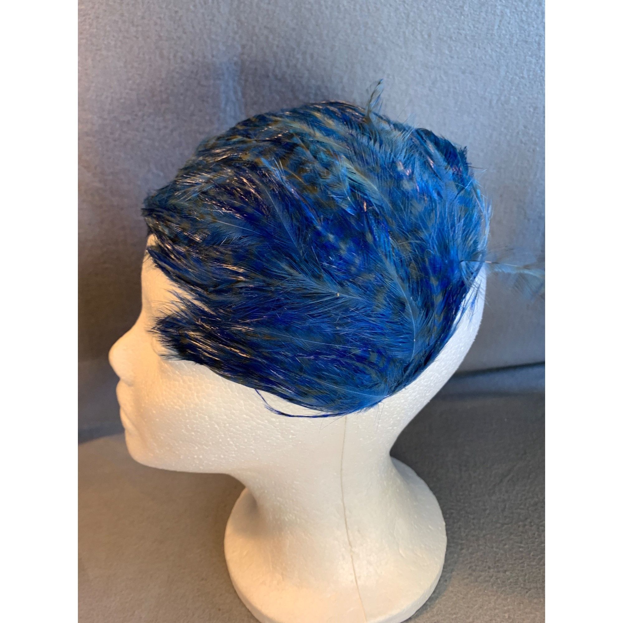 Other Ladies Blue Feathers Hat Vintage Size ONE SIZE - 3 Thumbnail