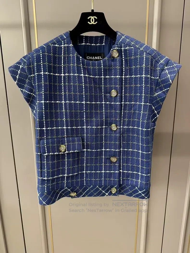 Chanel Chanel Blue tweed vest Size XS / US 0-2 / IT 36-38 - 1 Thumbnail