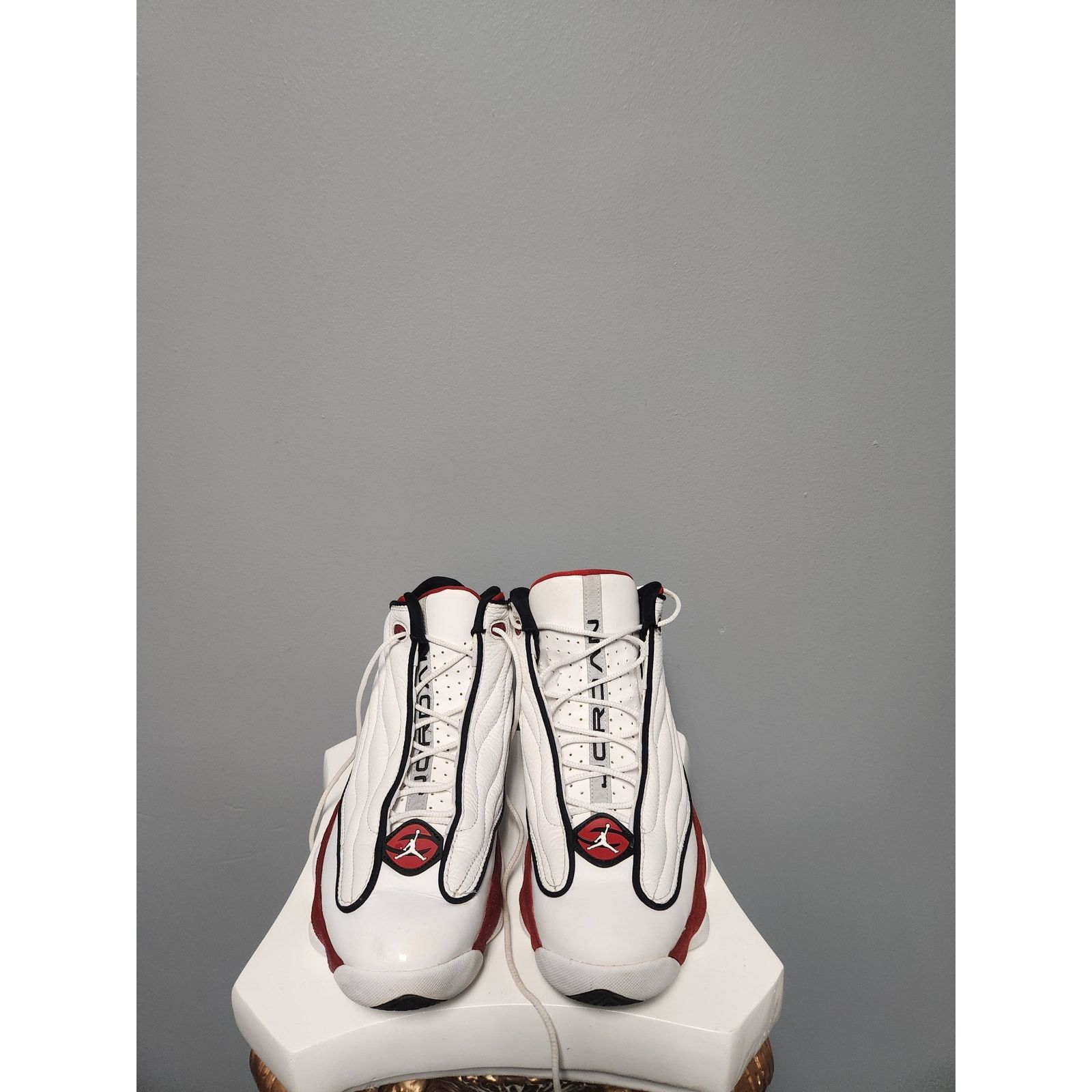 Jordan Brand NWOT Men's Jordan Pro Strong Chicago DC8418-101 Size 9 Size US 9 / EU 42 - 1 Thumbnail