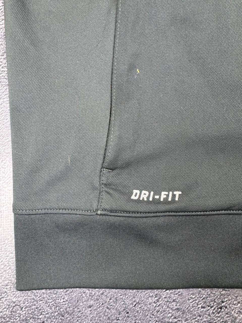 Nike Nike dri-fit vintage jacket size M Size US M / EU 48-50 / 2 - 4 Thumbnail