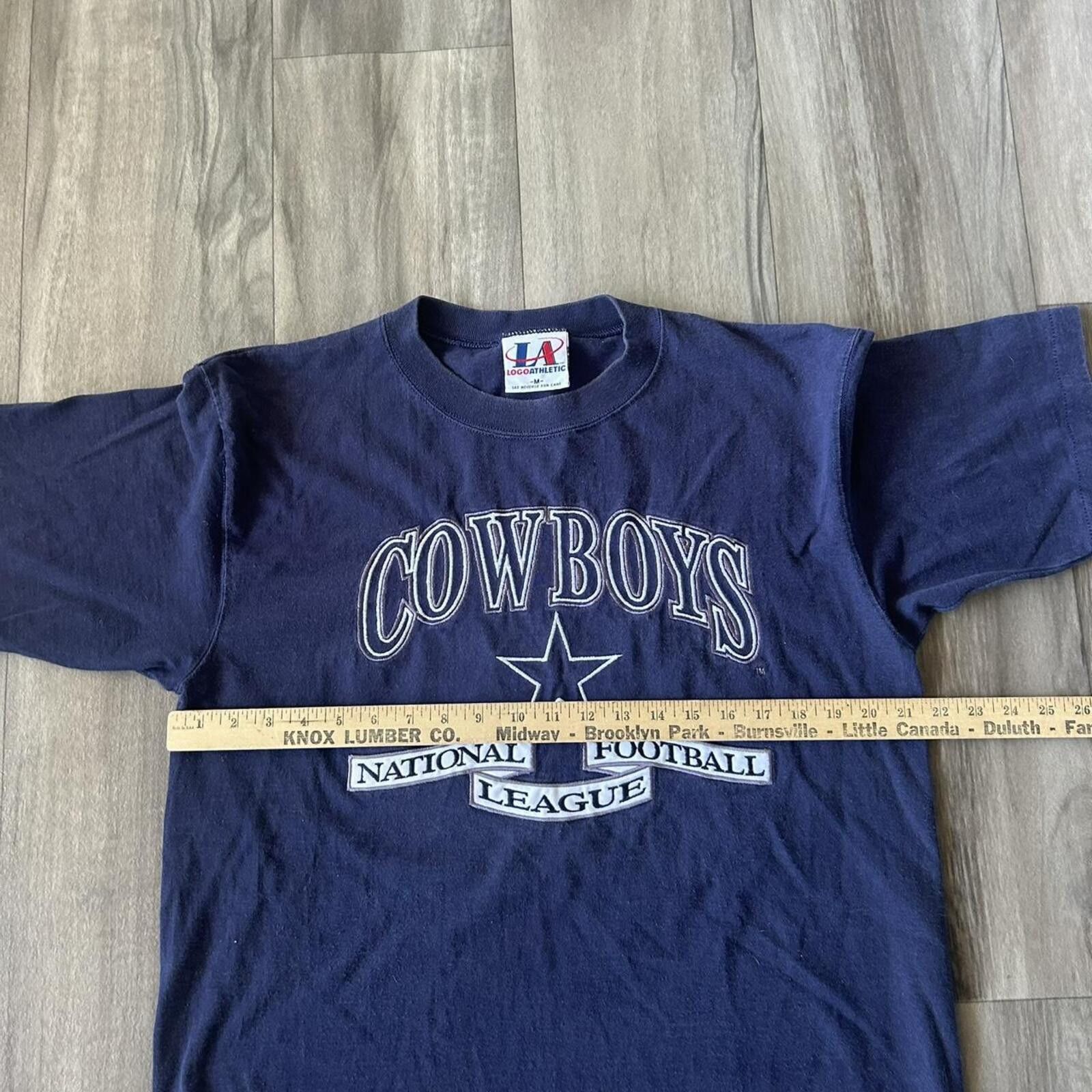 NFL Vintage 90’s Dallas Cowboys NFL Embroidered Blue t shirt M Size US M / EU 48-50 / 2 - 5 Thumbnail
