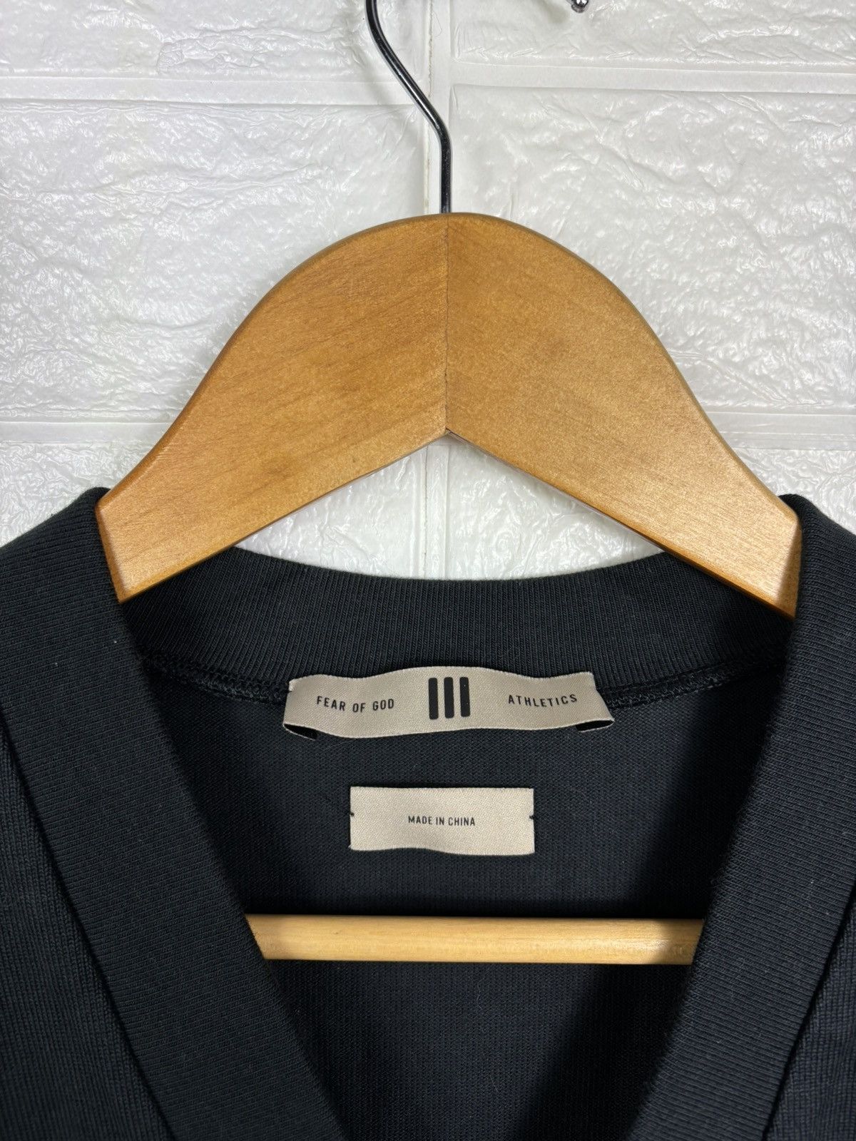 Adidas × Fear of God ADIDAS X FEAR OF GOD ATHLETICS V-NECK TEE IS8736 SIZE S Size US S / EU 44-46 / 1 - 4 Thumbnail