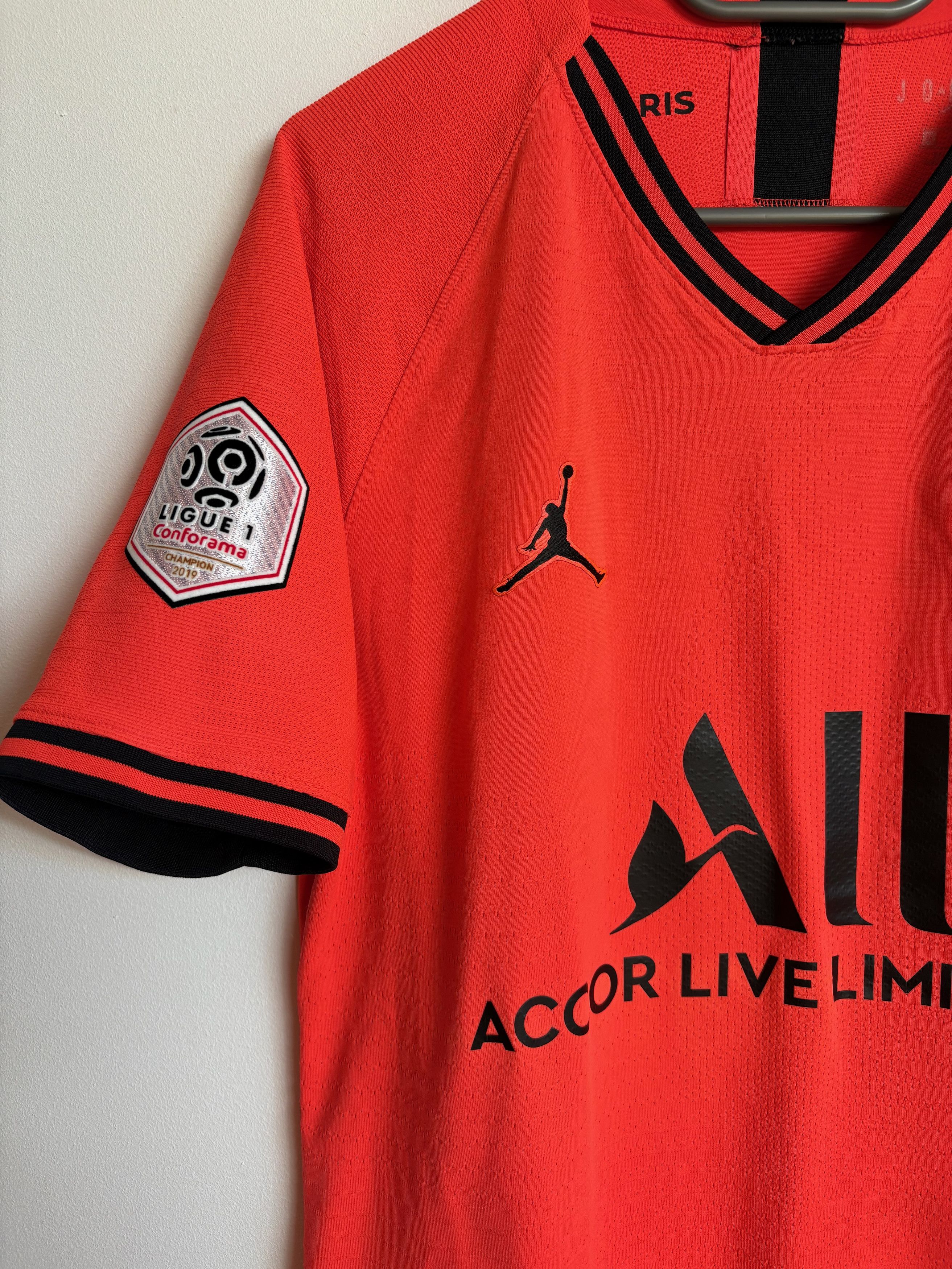 Jordan Brand PSG 2019/20 Away Mbappé 7 Player Version (Vaporknit) Size US M / EU 48-50 / 2 - 5 Thumbnail