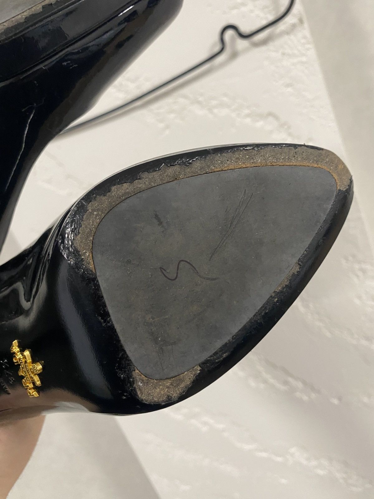 Prada Prada Black Patent Leather Heels Size: 37.5 Size US 7.5 / IT 37.5 - 13 Thumbnail