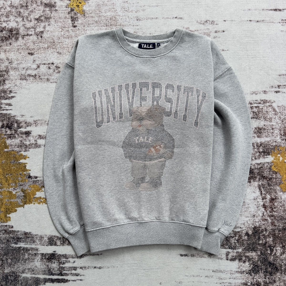 Vintage VINTAGE YALE UNIVERSITY BEAR CREWNECK SWEATSHIRT GREY Size US S / EU 44-46 / 1 - 1 Thumbnail