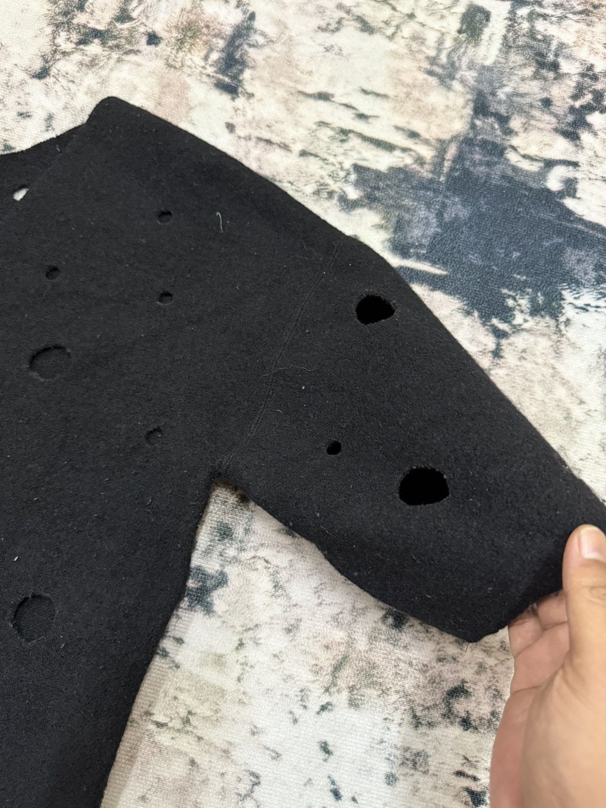 Armani Exchange × Designer Armani Exchange Destroy Dot Wool Cropped Open Colar Sweater Size M / US 6-8 / IT 42-44 - 5 Thumbnail