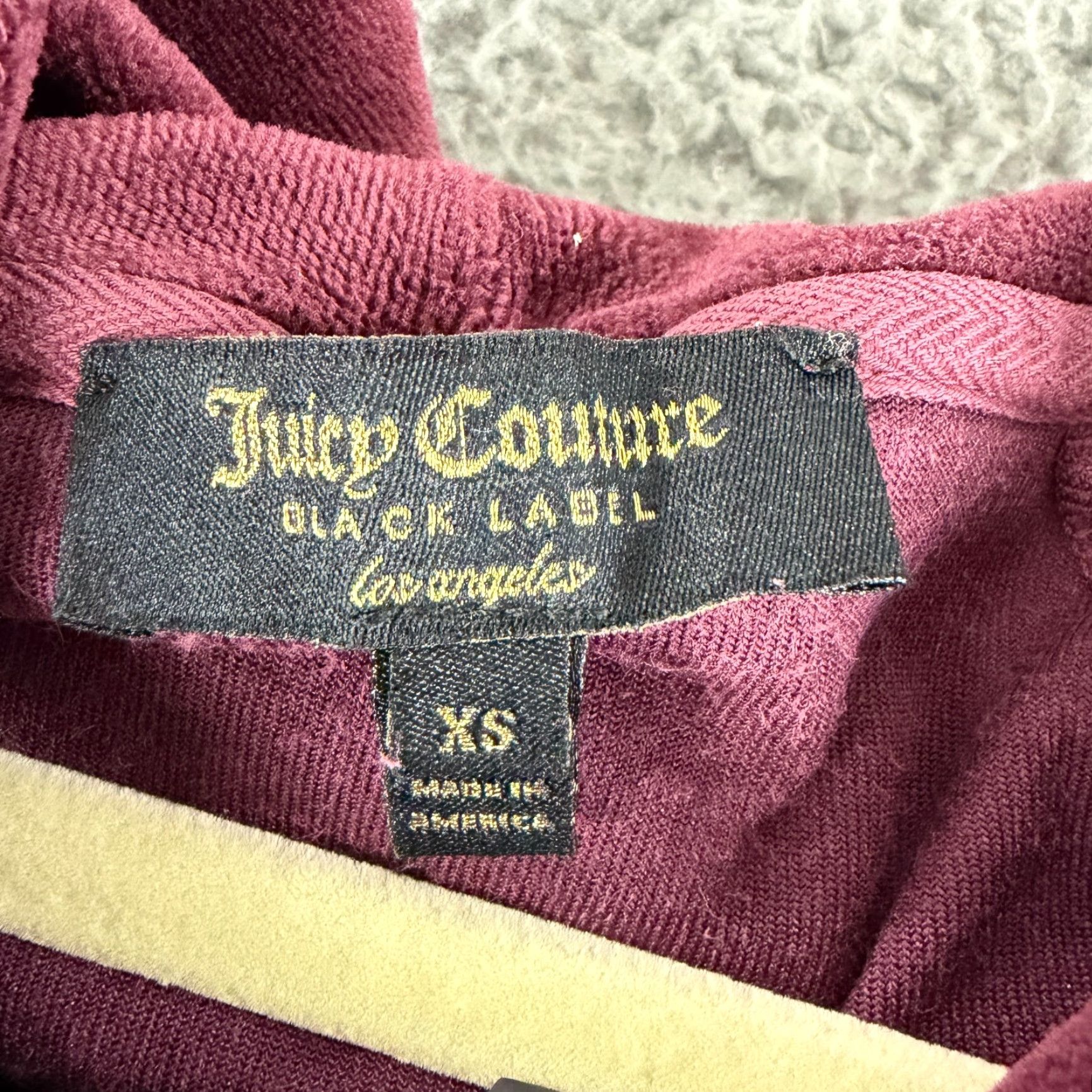 Juicy Couture Juicy Couture Pullover Sweater Women XS Velour Burgundy Long Sleeve Vintage 90s Classic Pockets Raglan Crew Neck Size XS / US 0-2 / IT 36-38 - 7 Thumbnail