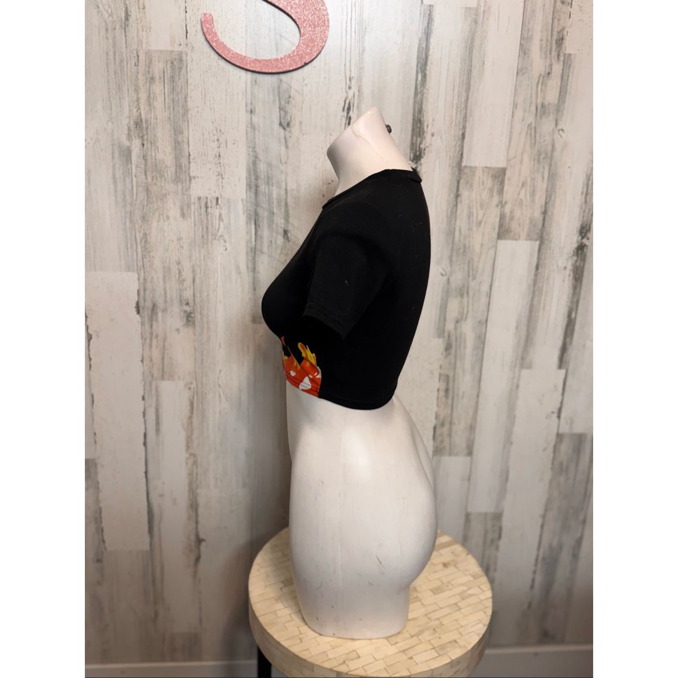 Other Butterfly Flame Graphic Crop Top Black Stretch Tee Size XS Size XS / US 0-2 / IT 36-38 - 4 Thumbnail