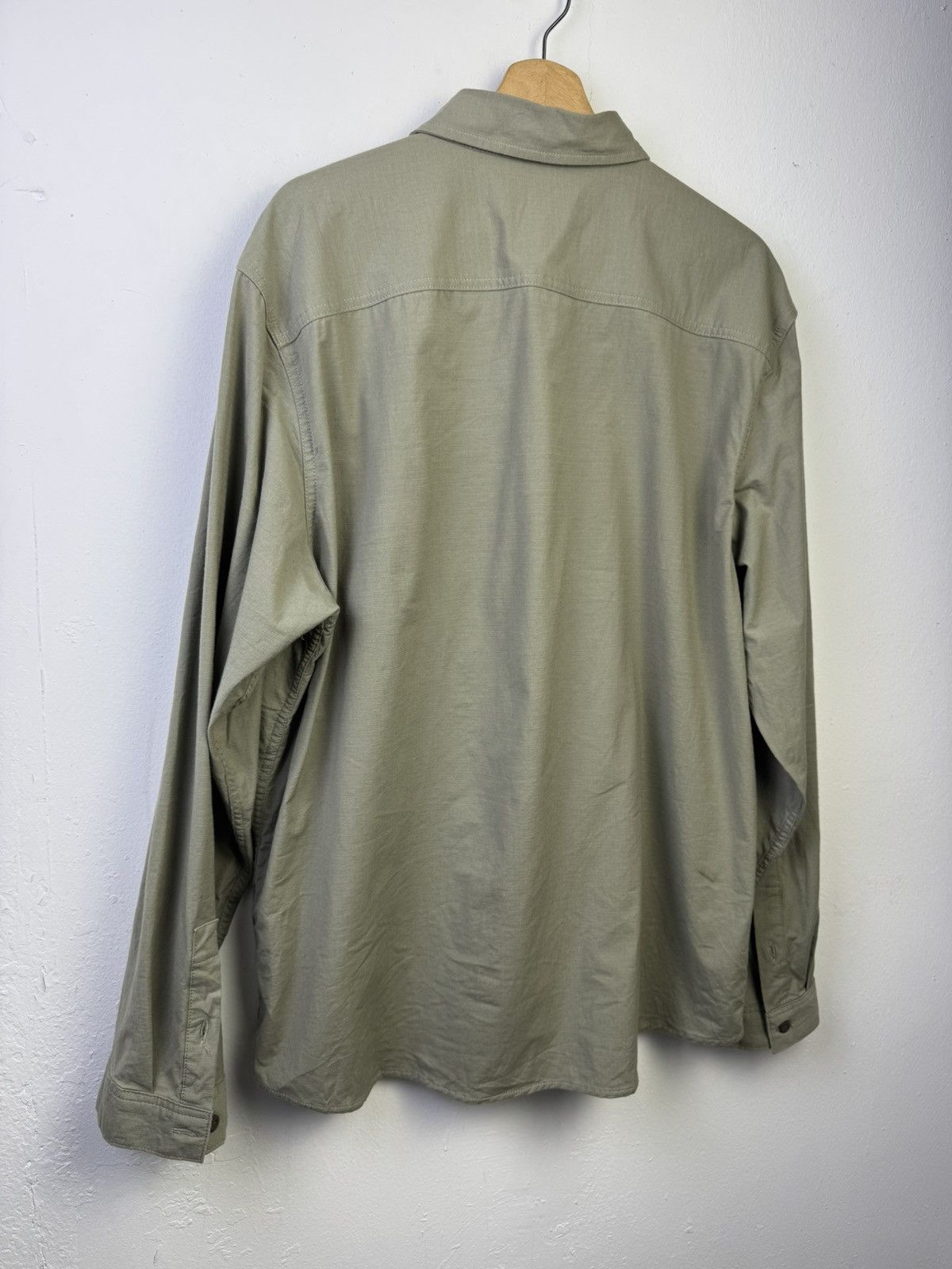 Patagonia Patagonia Men's Nomader Shirt is a buttondown ripstop shirt Size US XL / EU 56 / 4 - 7 Thumbnail