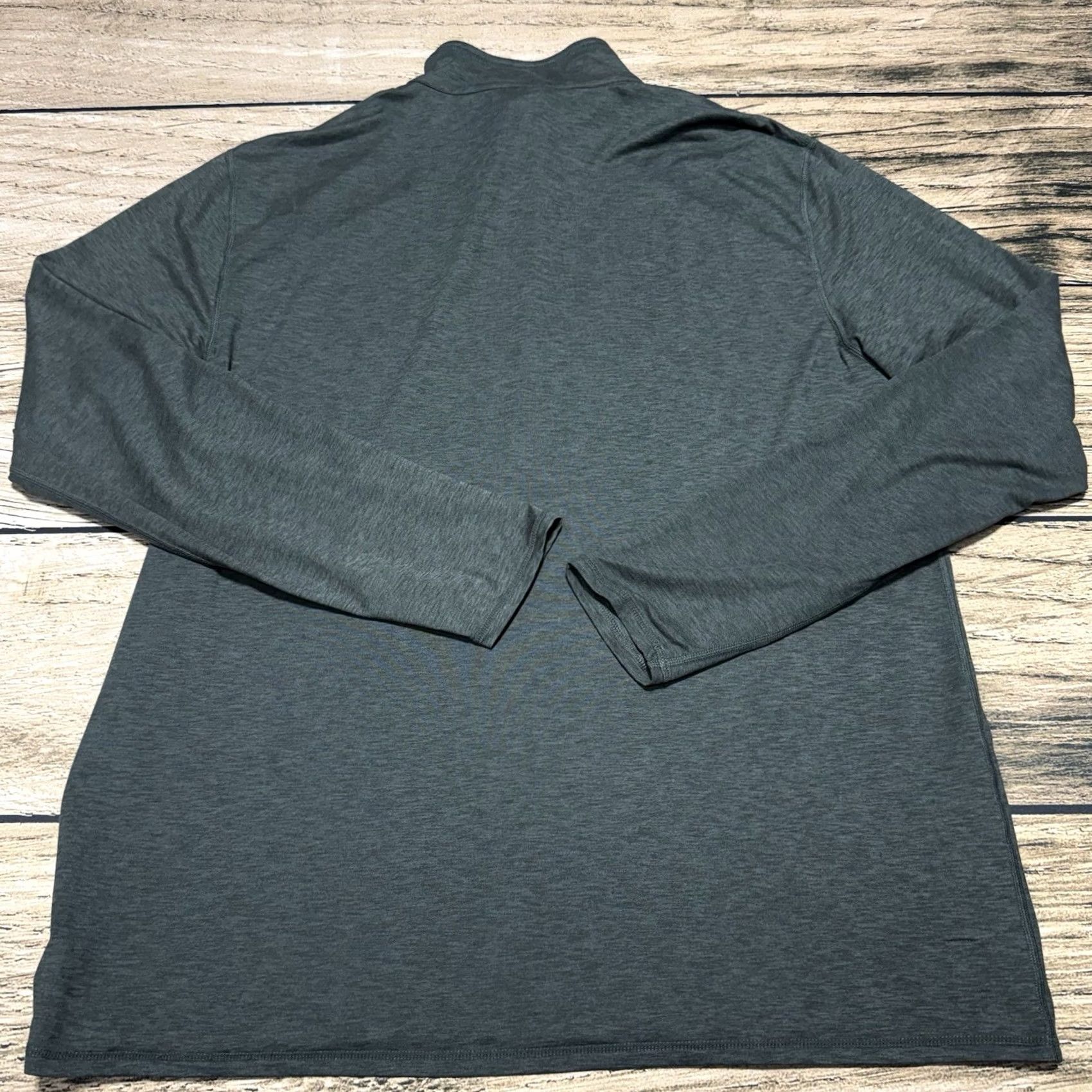 Vuori Vuori Shirt Mens XL Gray Ease Performance 1/2 Zip Pullover Golf Activewear Casual Moderate Weight Size US XL / EU 56 / 4 - 5 Thumbnail
