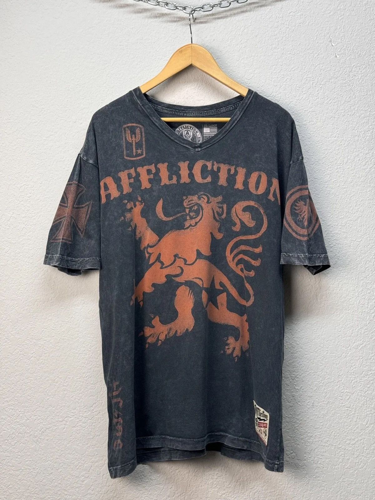 Affliction × Ed Hardy × Gotcha Vintage Affliction Double Skull Black T Shirt Japan Size US XL / EU 56 / 4 - 2 Thumbnail