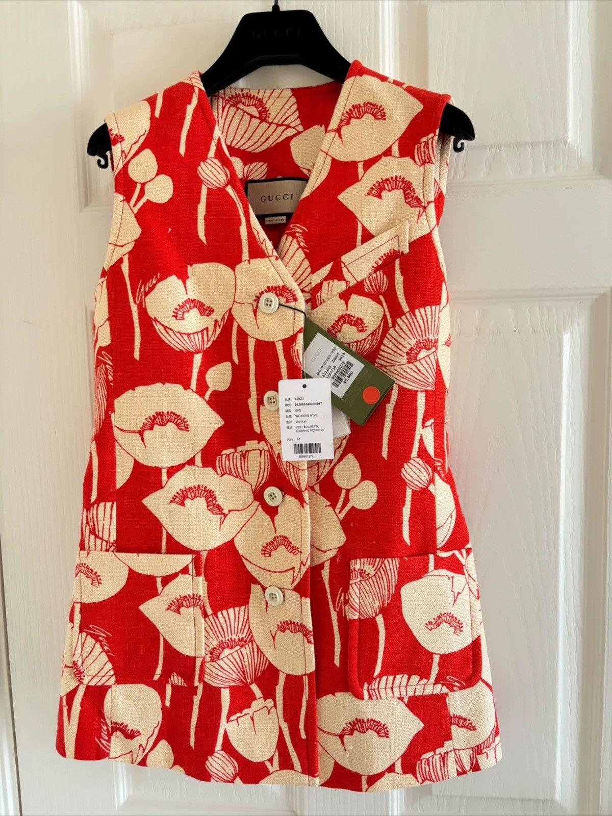 Image of Gucci Poppy Flowers Print Silk Waistcoat in Red, Women's (Size XS)