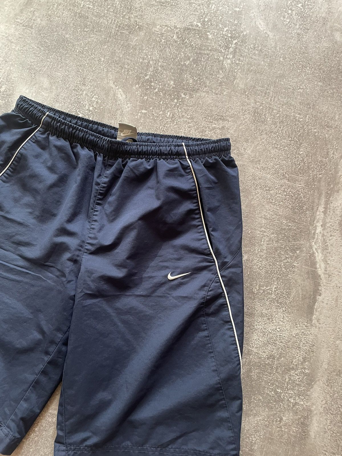 Nike × Vintage Vintage Nike Nylon Shorts Drill Y2K Size S Size US 30 / EU 46 - 2 Thumbnail