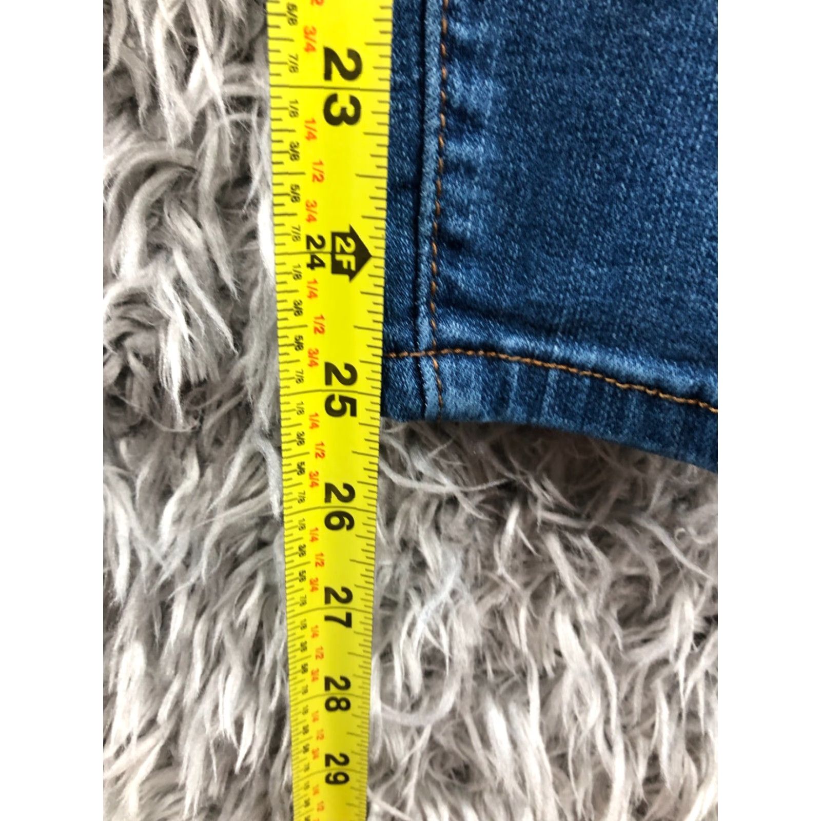 Vintage Tahari Jeans Skinny Tahari 2 Womens Jeans Medium Blue 26in Inseam 5-Pocket Denim Cotton Regular Modern American Vintage? Size 26" / US 2 / IT 38 - 3 Thumbnail