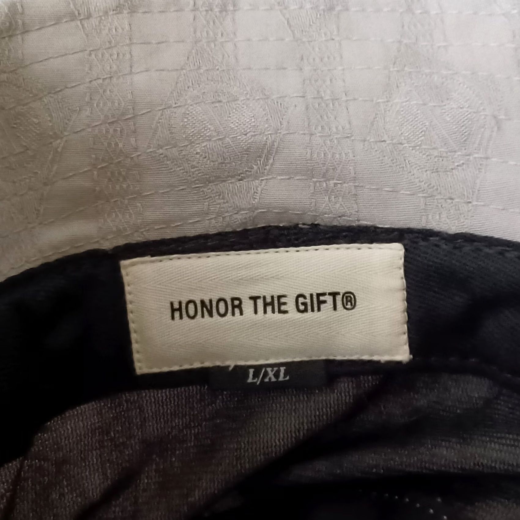 Honor the Gift Honor The Gift Bucket Hat Large XL Light Gray Geometric Design Unisex Adults L Gray Geometric Bucket Hat Size ONE SIZE - 5 Thumbnail