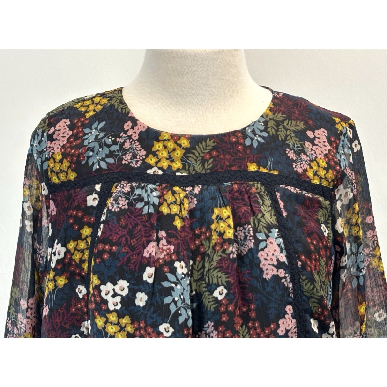 Loft LOFT Mini Dark Floral Shift Dress Sz Medium Petite Sheer Sleeves Romantic Fairy Size M / US 6-8 / IT 42-44 - 5 Thumbnail