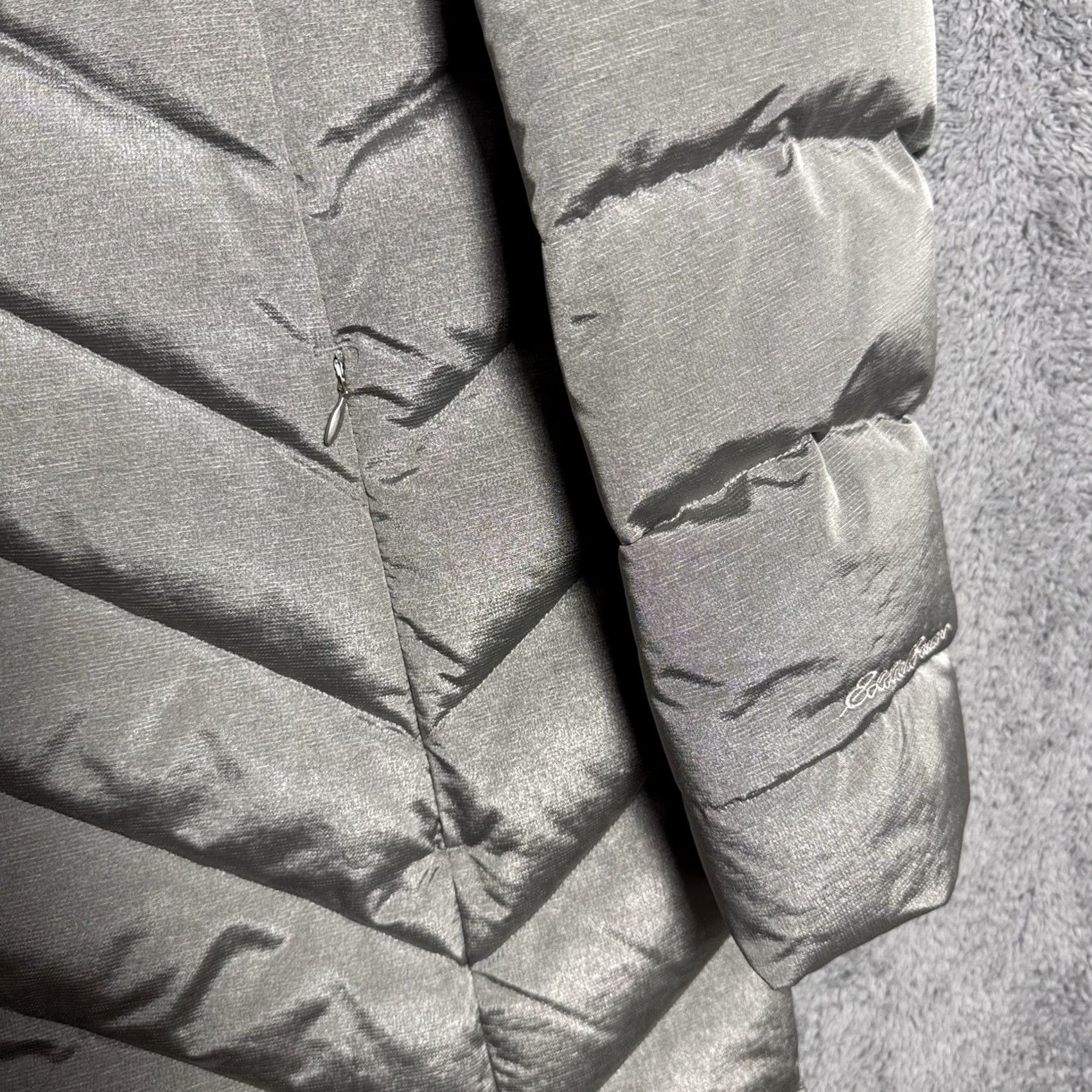 Eddie Bauer Eddie Bauer Down Jacket Womens M EB650 Fur Hooded Parka Quilted Puffer Nylon Silver Long Sleeve Zip Size M / US 6-8 / IT 42-44 - 5 Thumbnail