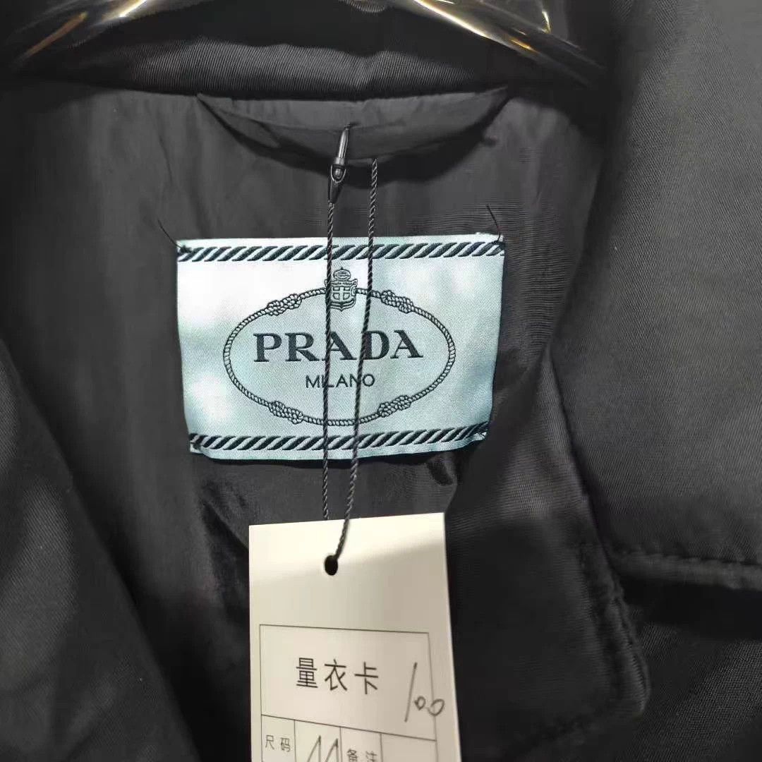 Prada Prada Metal Triangle Logo Down M Size US M / EU 48-50 / 2 - 2 Thumbnail