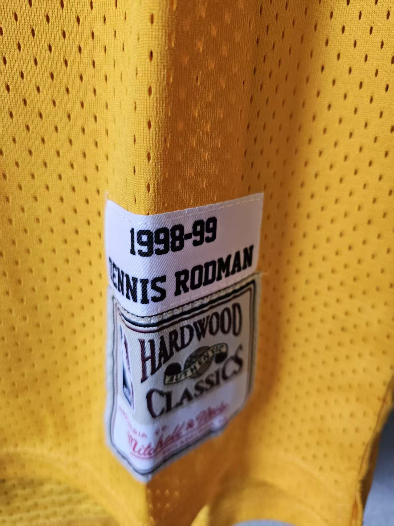 NBA Lakers 73 Dennis Rodman Jersey L Size US L / EU 52-54 / 3 - 4 Thumbnail
