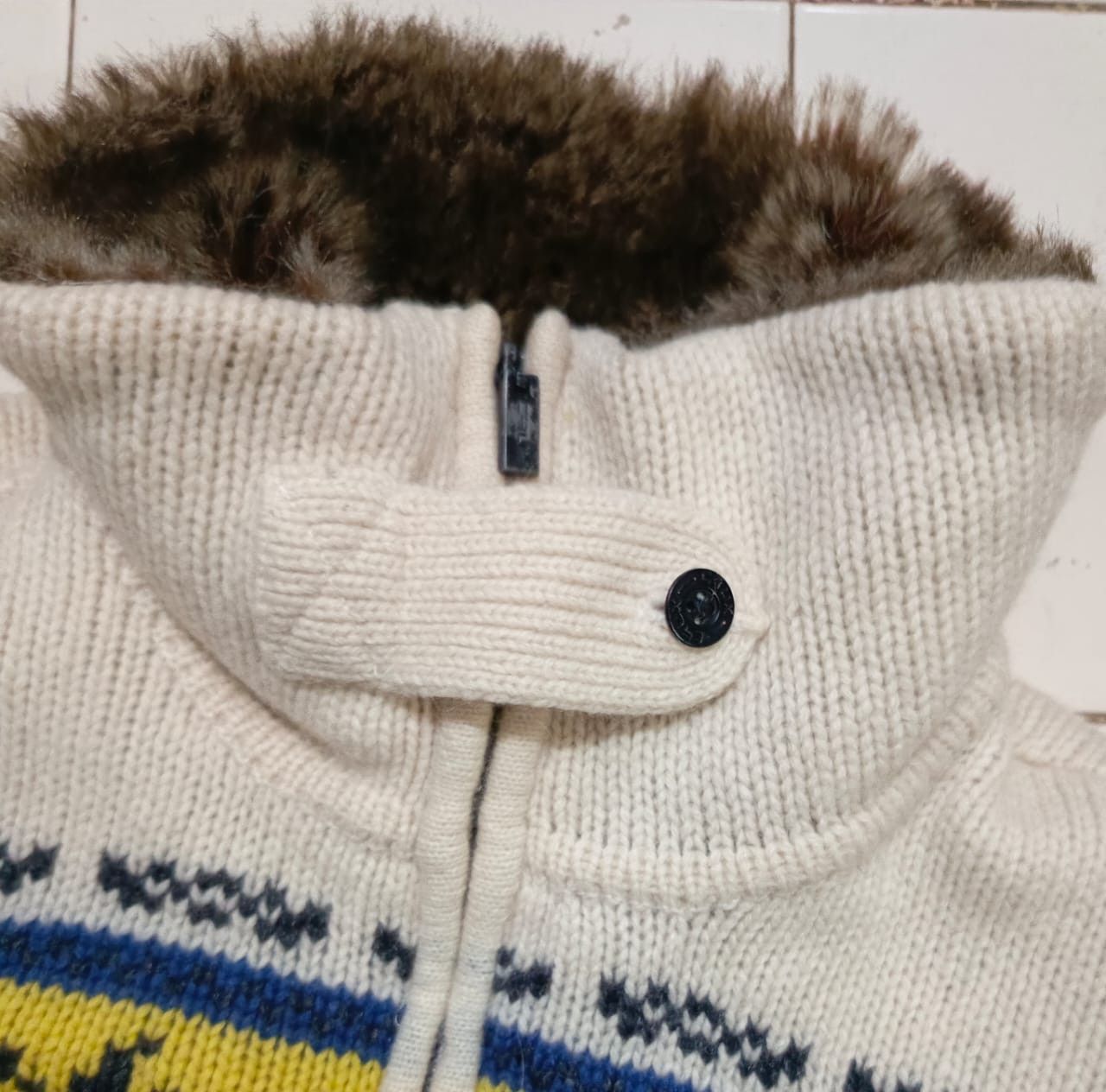 Aran Isles Knitwear Vintage Crux Raccoon Neck Fur Knit 2 Deer Size US S / EU 44-46 / 1 - 7 Thumbnail