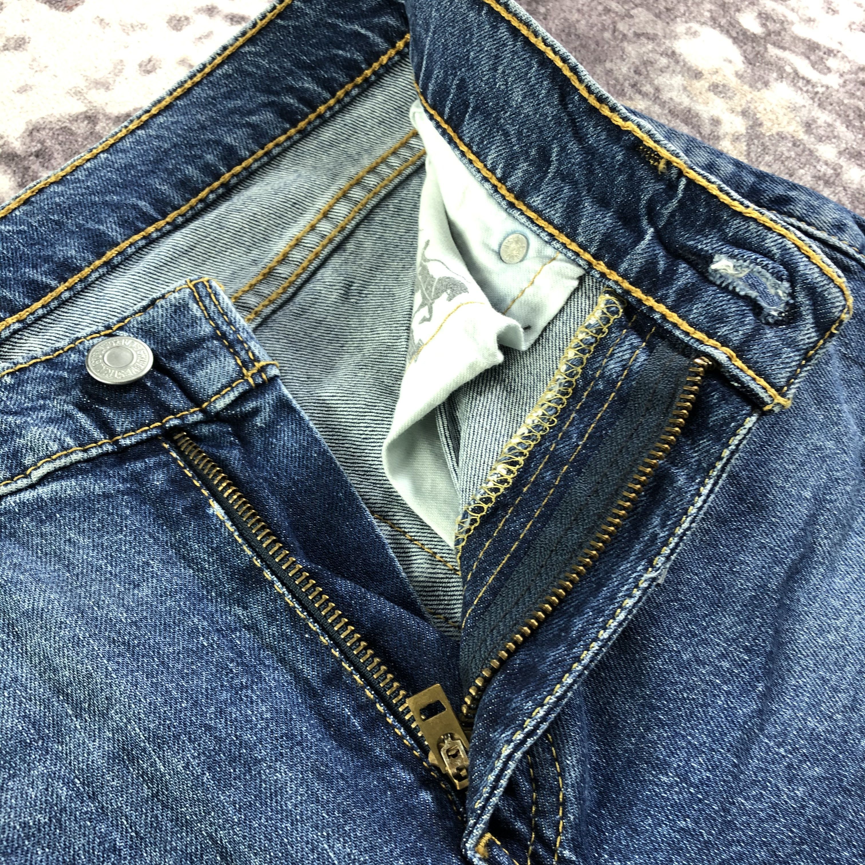 Levi's × Vintage Vintage Blue Wash Levis 510 Jeans-JM3261 Size US 30 / EU 46 - 7 Thumbnail