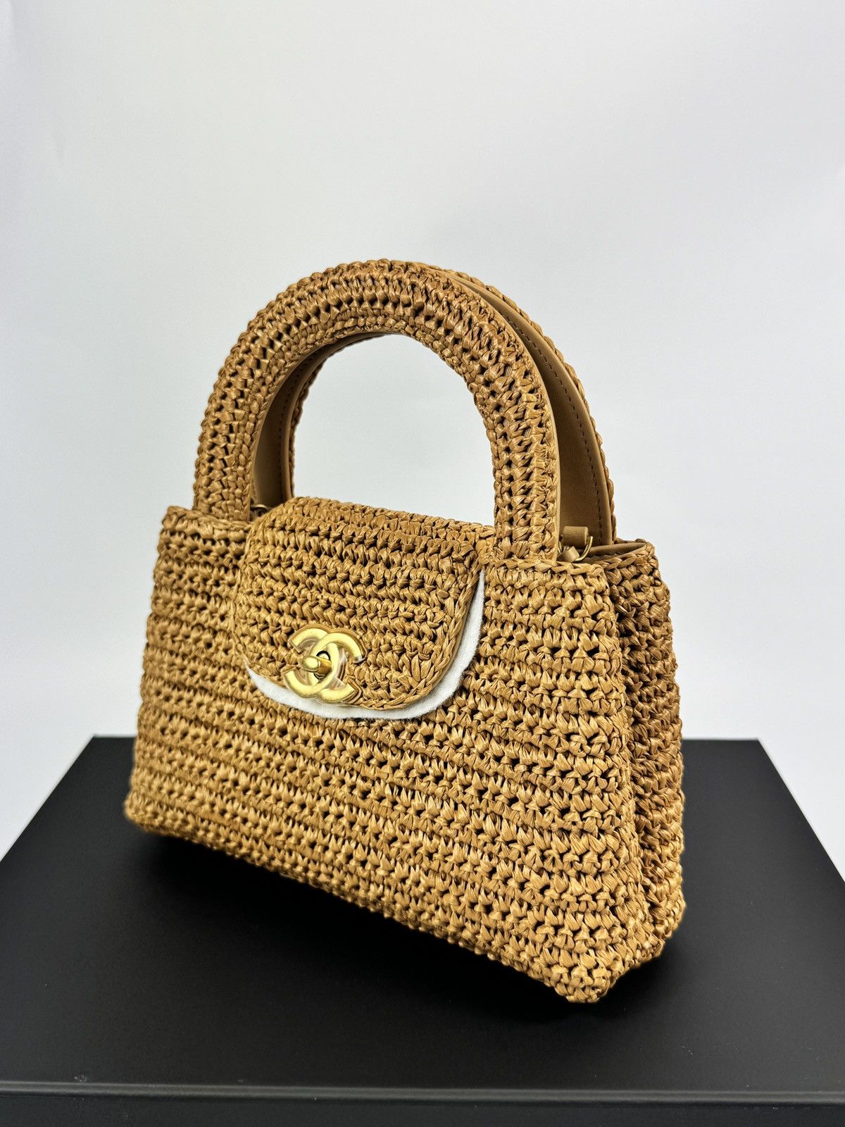 Chanel MINI SHOPPING BAG CRUISE 25/26 Size ONE SIZE - 6 Thumbnail