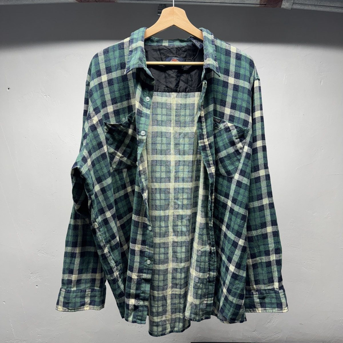 Vintage Thrashed Faded Distressed Plaid Flannel Shirt ERD Grunge Size US XXL / EU 58 / 5 - 1 Thumbnail