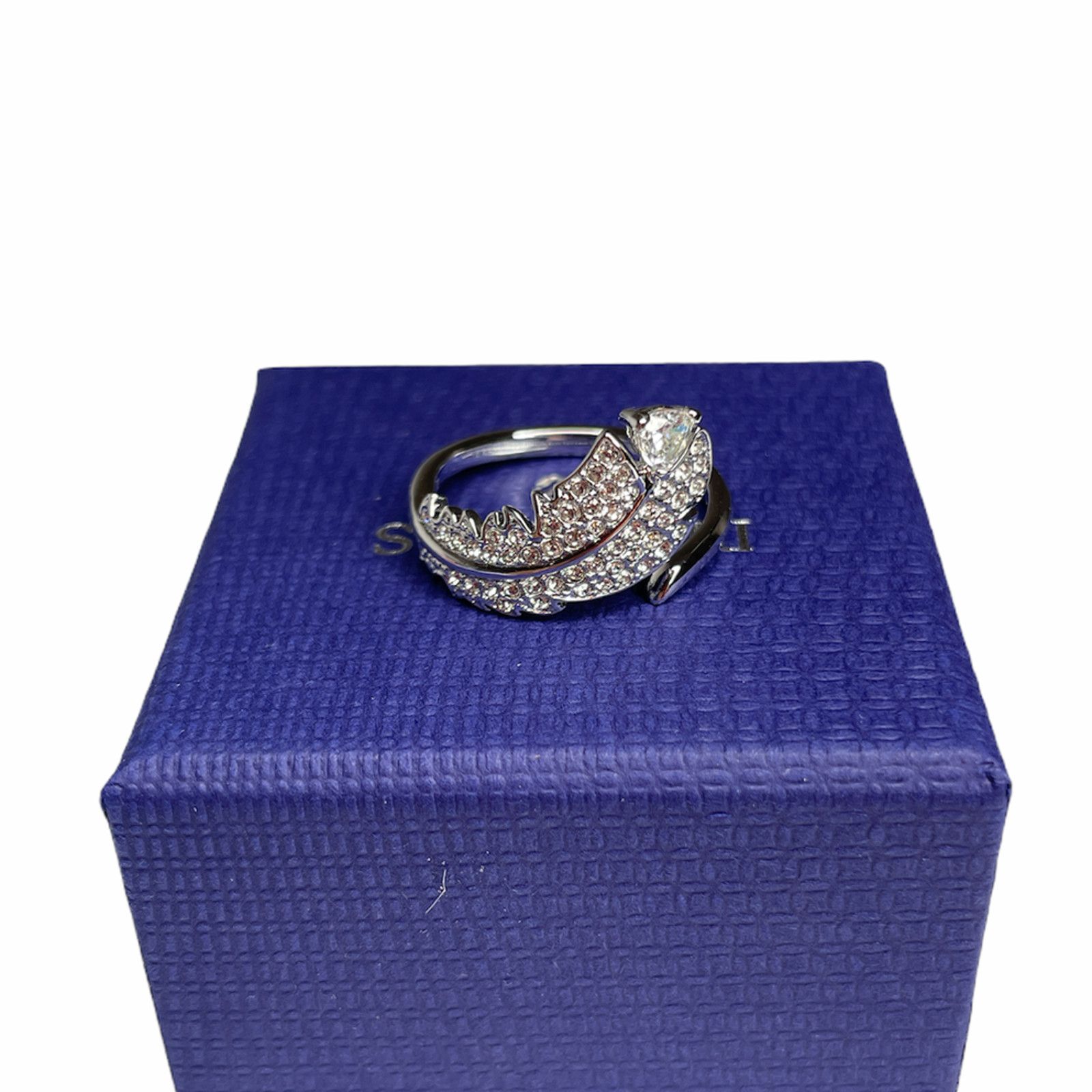 Swarovski Swarovski Women's Feather Nice Ring size 7 / 55 new Size ONE SIZE - 5 Thumbnail