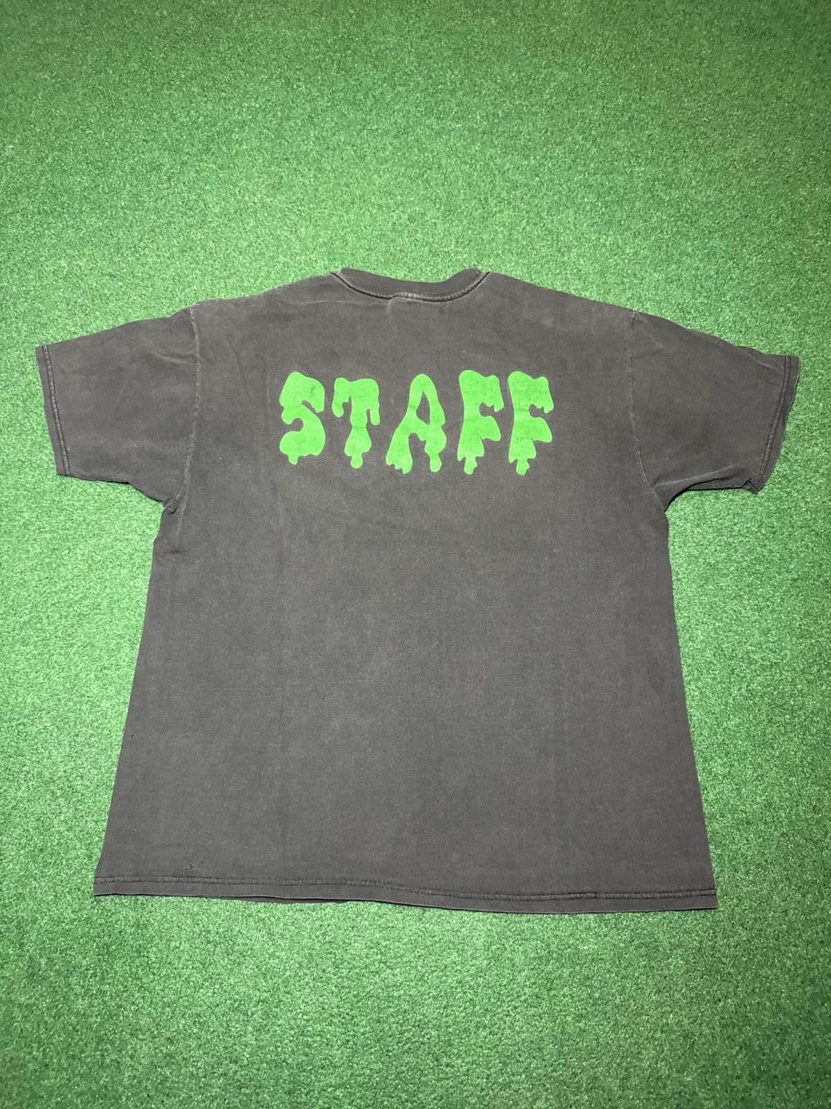 Vintage Vintage 90s Horror FADED Movie Exorcist Monster XL T Shirt Size US XL / EU 56 / 4 - 4 Thumbnail