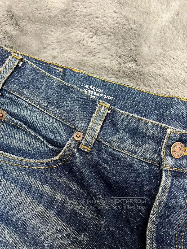 Celine Celine Deep Blue Water Wave Wash Straight Leg Jeans Size US 31 - 3 Thumbnail