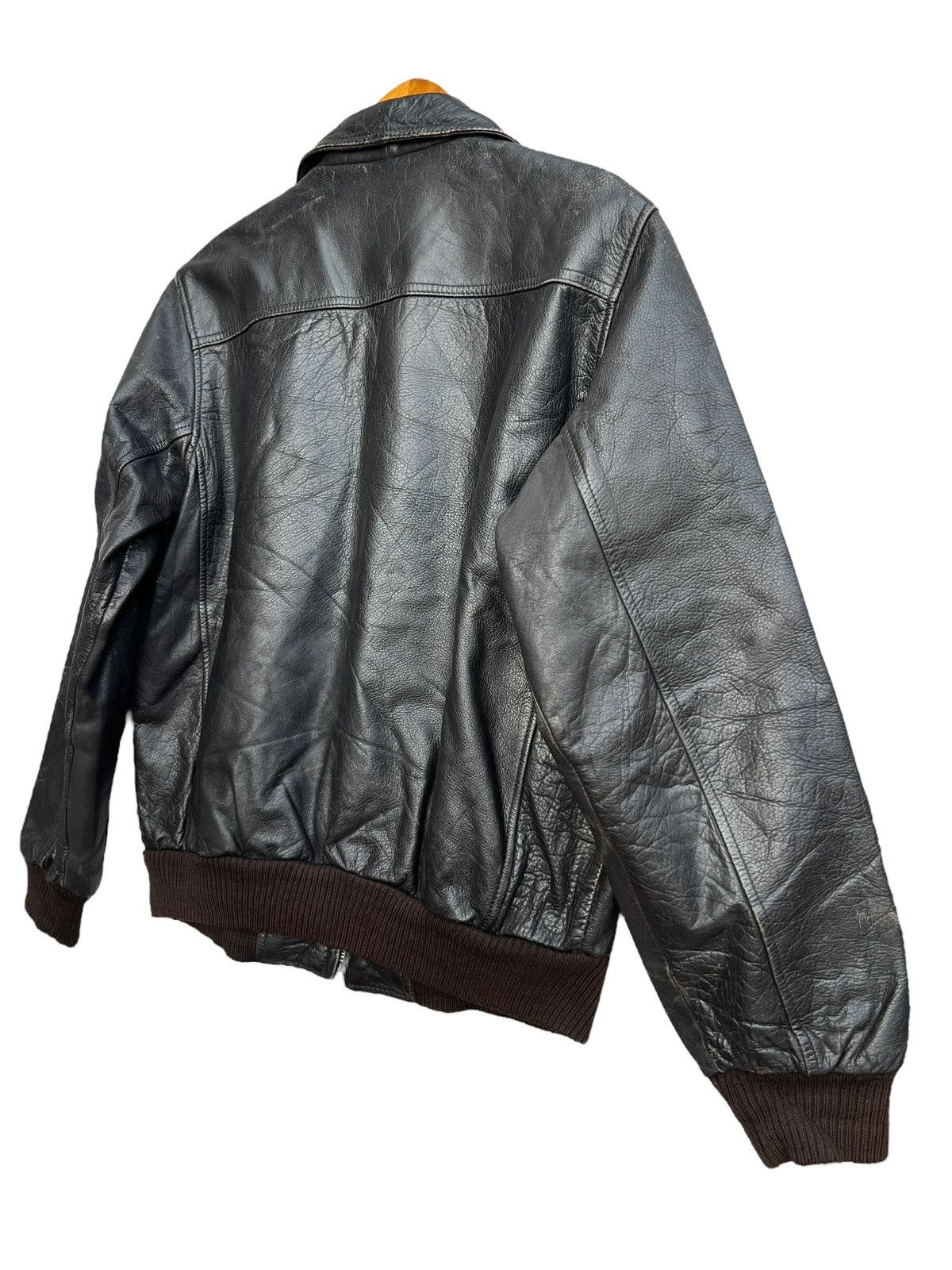 Vintage Vintage 80s Black Bomber Leather Jacket Size US M / EU 48-50 / 2 - 5 Thumbnail