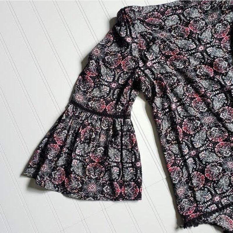 Nordstrom Solitaire | Off shoulder long bell sleeve top | M/L Size M / US 6-8 / IT 42-44 - 5 Thumbnail
