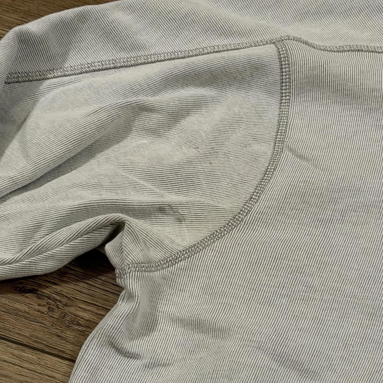 Nike Vintage Y2K Nike Grey Swoosh Sweatshirt XL Gym Size US XL / EU 56 / 4 - 6 Thumbnail