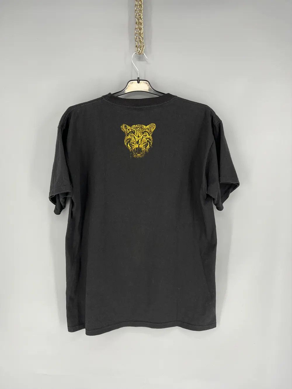 Vintage Vintage Y2K 90s Painted Tiger Face Graphic T-shirt Size US XL / EU 56 / 4 - 9 Thumbnail