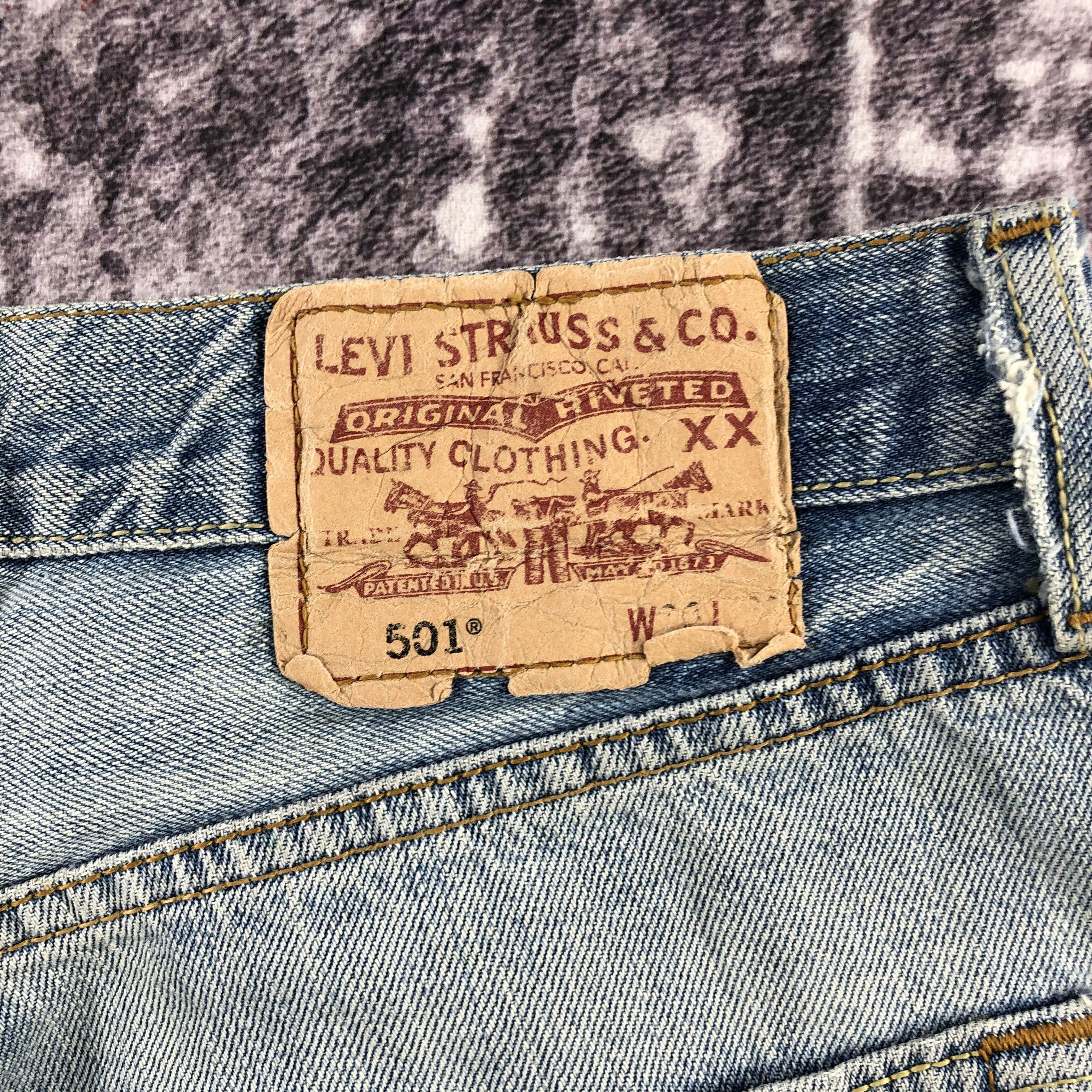 Levi's × Vintage Vintage 90s Light Wash Levis 501 Jeans-JM2343 Size US 33 - 9 Thumbnail