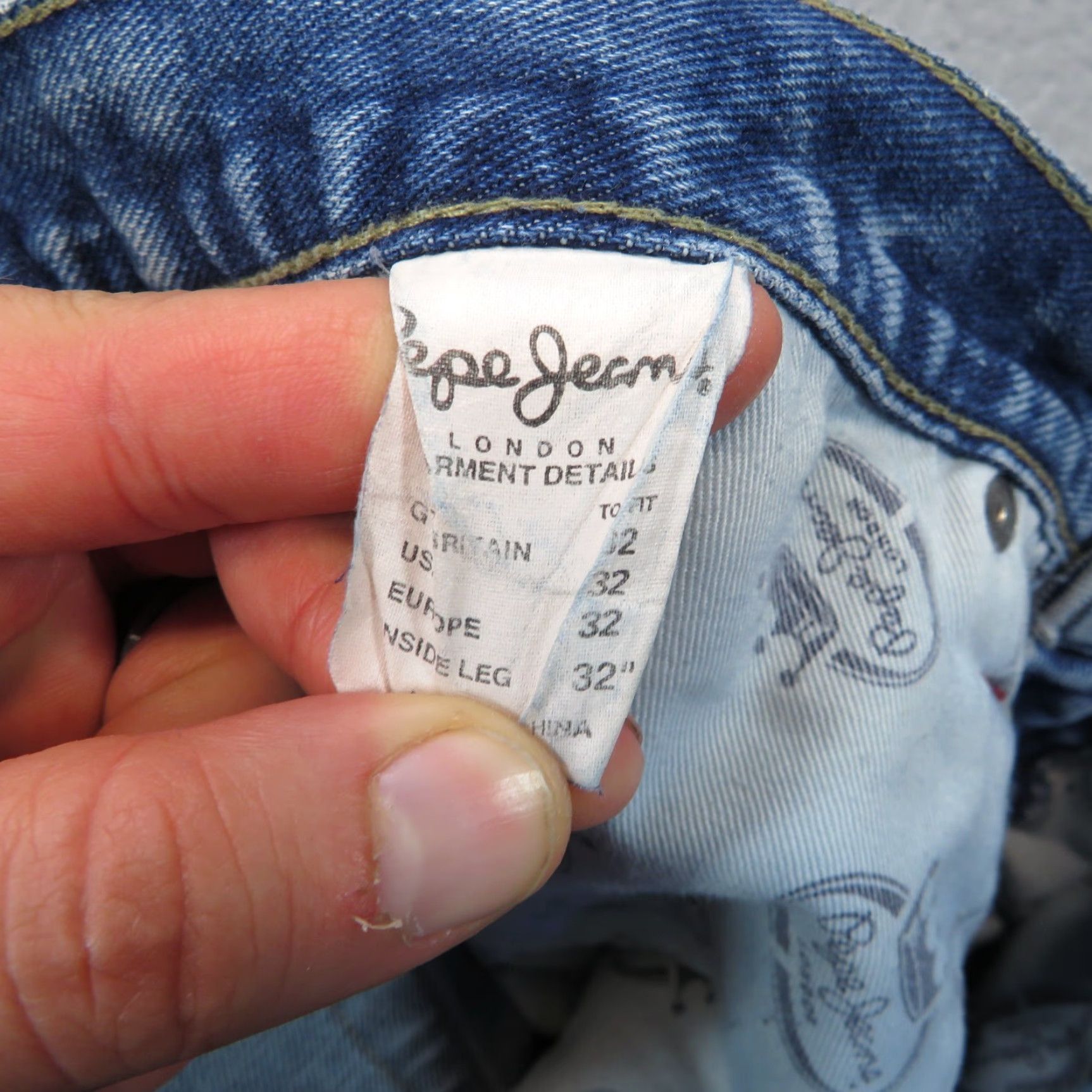 Logo 7 VINTAGE Pepe Jeans London Jeans Men 32 Baggy Embroidered Distressed Y2K Skater Grunge Logo Blue Cotton Denim 5-Pocket Style Wide-Leg 90s Mens Size US 32 / EU 48 - 7 Thumbnail