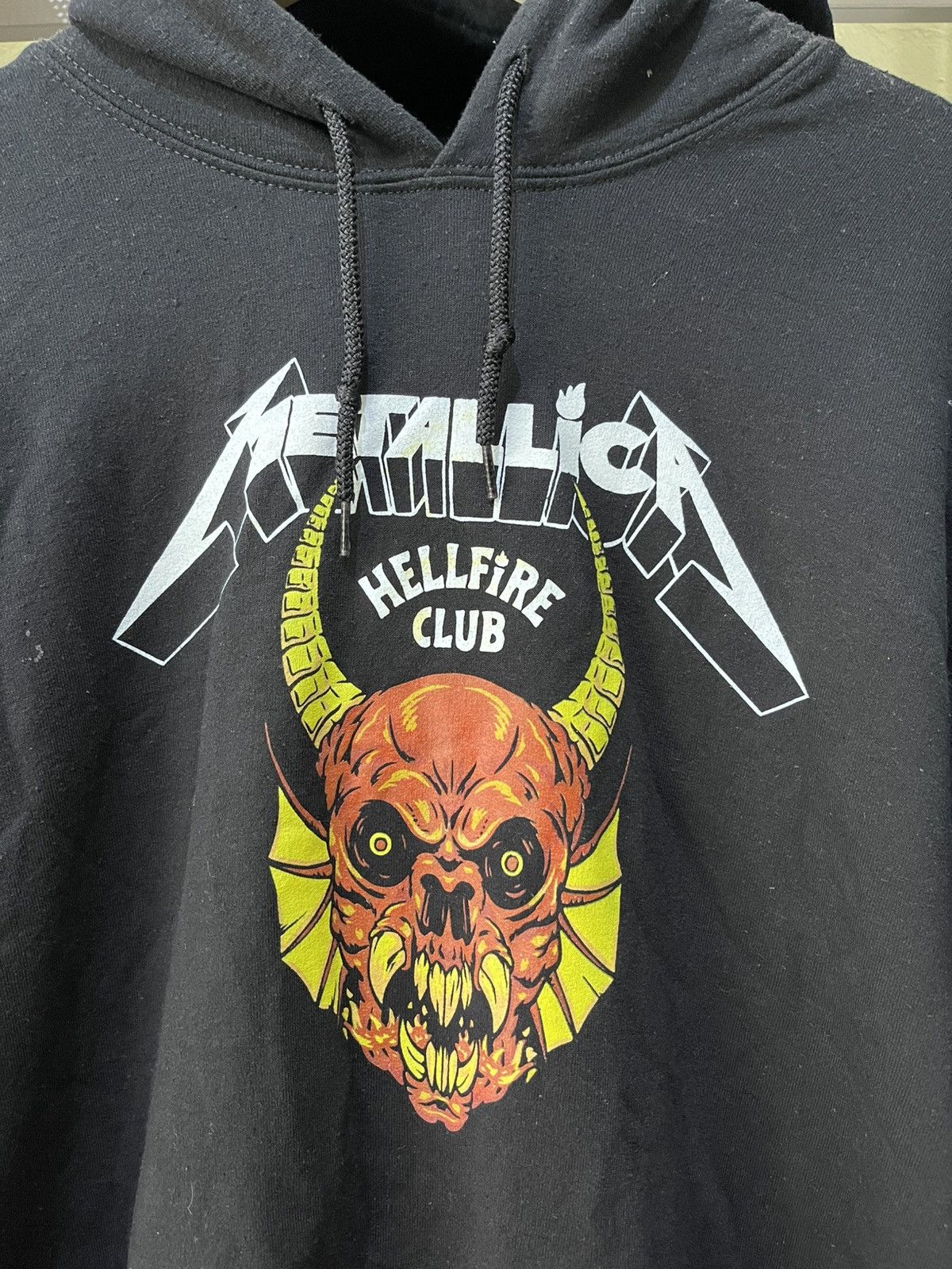 Metallica Official Metallica X Stranger Things Hellfire Club Hoodie Size US L / EU 52-54 / 3 - 2 Thumbnail