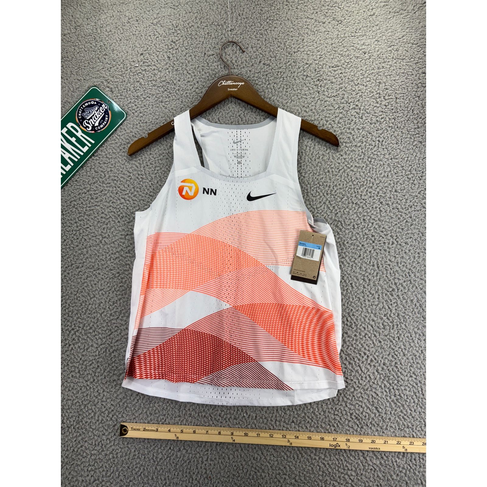 Nike Nike Dri ADV Aeroswift Track Running Singlet Womens Medium M Size M / US 6-8 / IT 42-44 - 1 Thumbnail