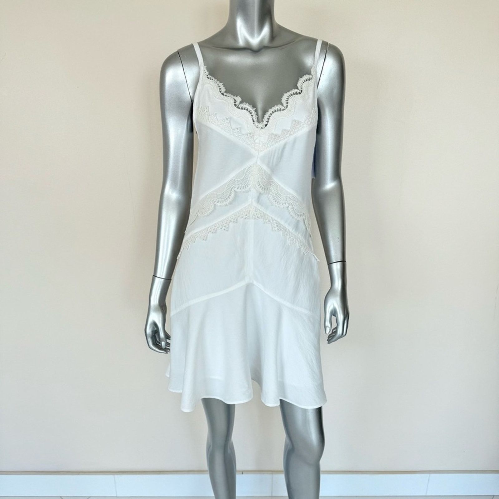 Iro NWT!! IRO white dress size 34 FR or 4 US Retail 495$ Size S / US 4 / IT 40 - 1 Thumbnail