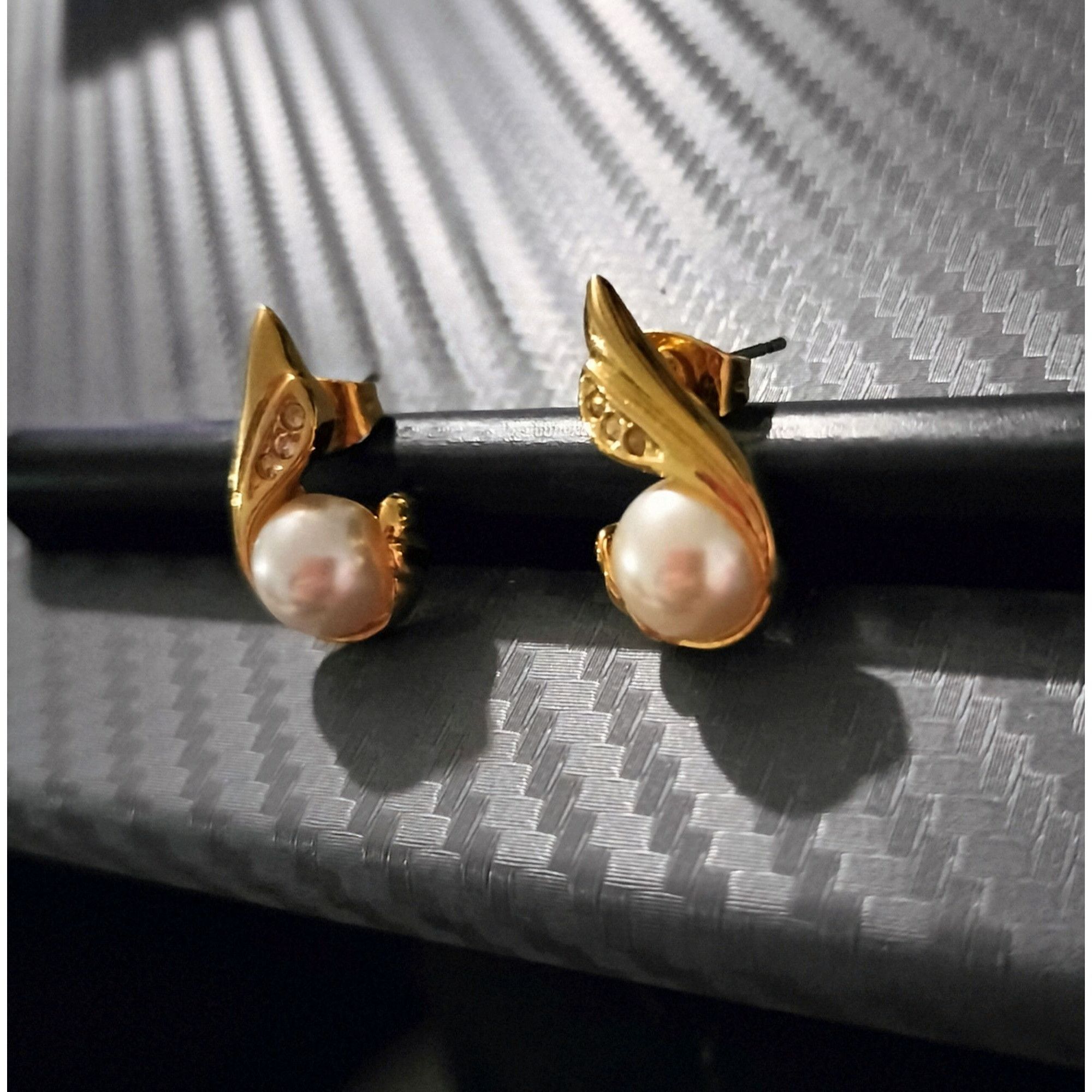 Other Gold Tone Swan Faux Pearl Stud Earrings Glass Rhinestones Je Size ONE SIZE - 18 Thumbnail