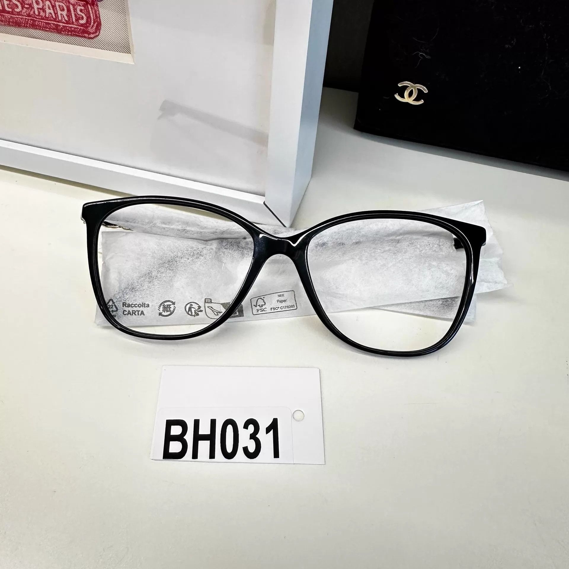 Chanel Chanel Chain Eyeglasses Frame BH031 Size ONE SIZE - 7 Thumbnail