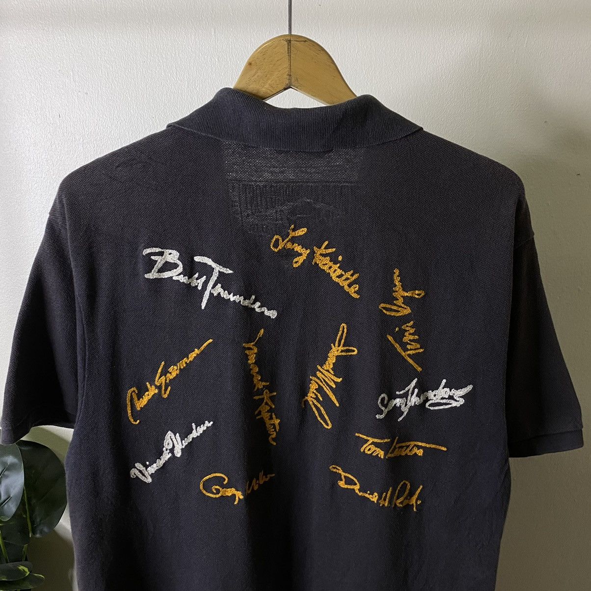 Avirex Vintage Y2K Avirex Varsity Faded Polo Tee Size US M / EU 48-50 / 2 - 2 Thumbnail